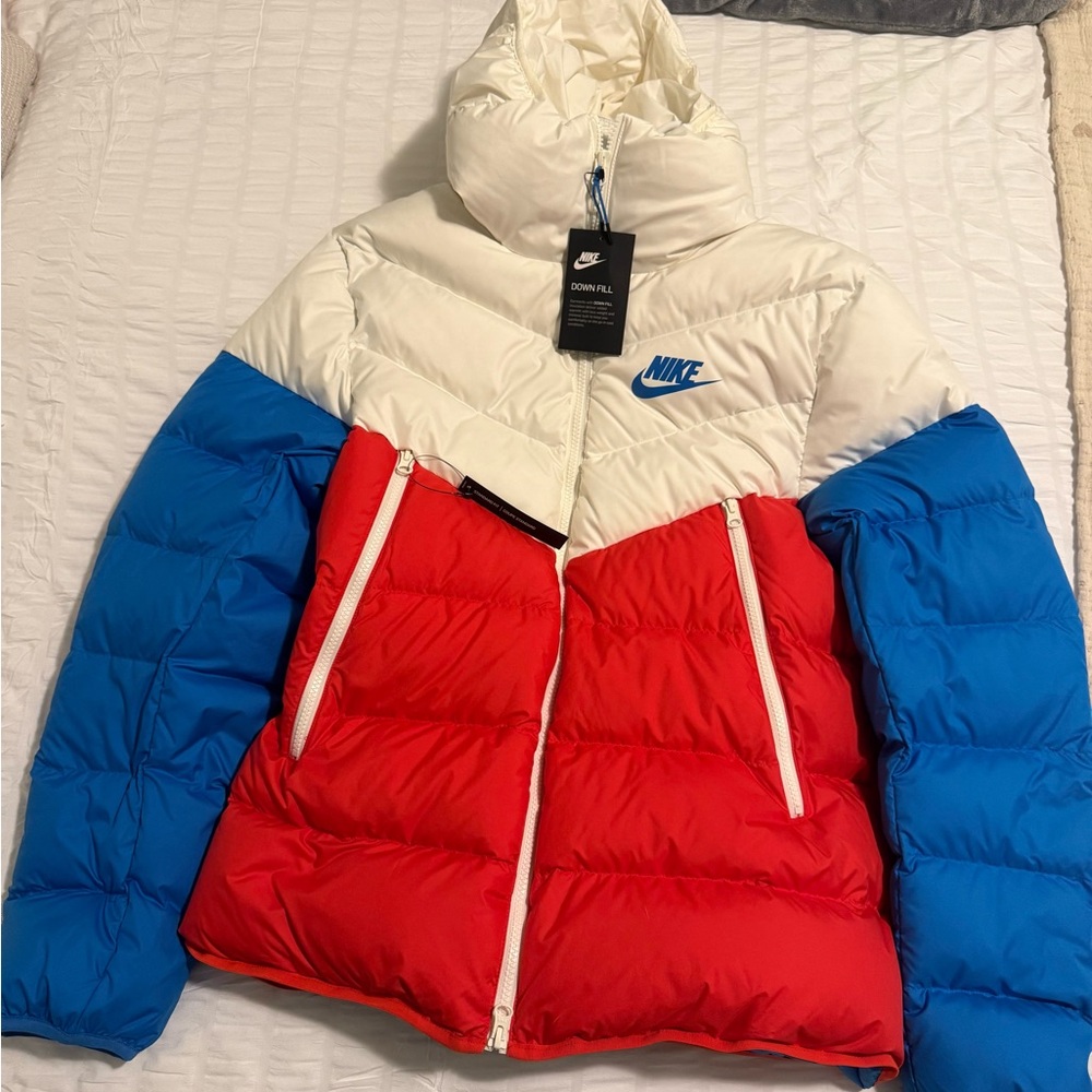 Nike WindRunner Down Filled Puffer Jacket NWT - image 3